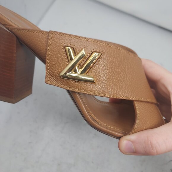 LOUIS VUITTON LV Monogram Cognac Brown Slide Sandal - Picture 11 of 12